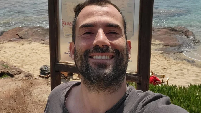  Αντώνης Χρυσουλάκης: Από τι πέθανε ξαφνικά ο 37χρονος γνωστός δημοσιογράφος. Θρήνος
